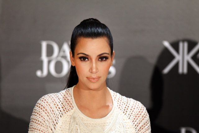cu-kim-kardashian-promotes-for-the-kardashian-kollection-handbag-range-in-sydney-03