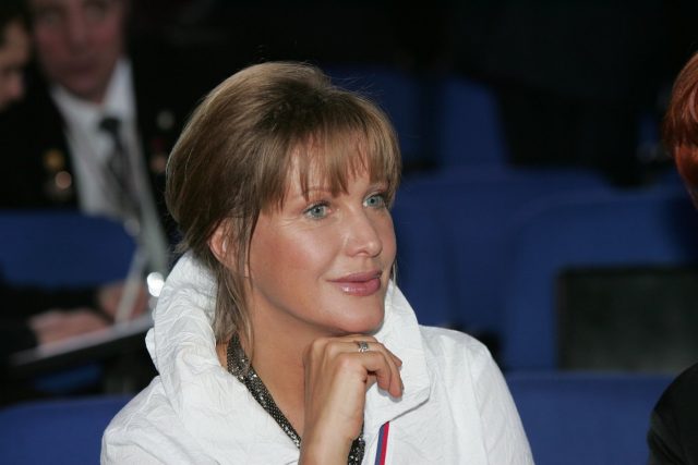 elena-proklova-zakrutila-roman-s-byvshim-muzhem_1 Елена Проклова: биография, личная жизнь, дети, муж фото