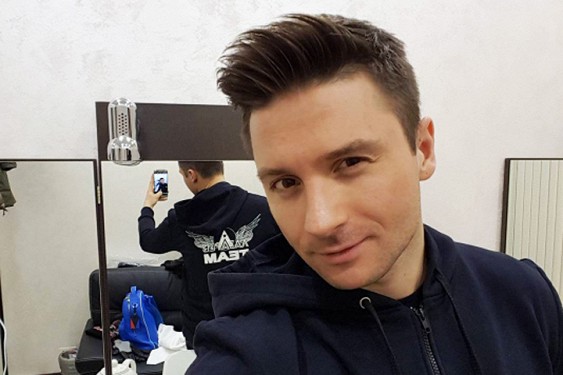 Сергей Лазарев сделал тату в честь сына Сергей Лазарев сделал тату в честь сына