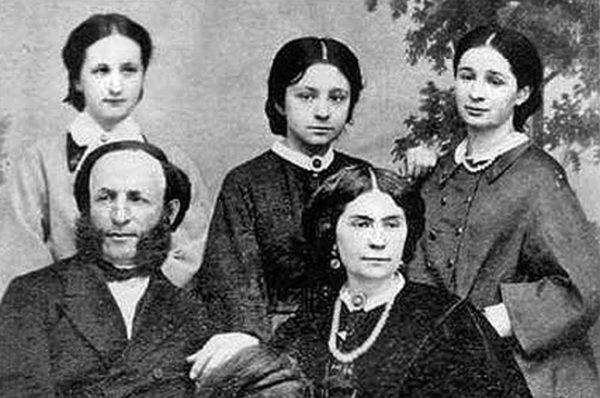 Иван Айвазовский с женой и дочерьми