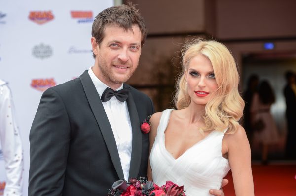 Кирилл Сафонов и Саша Савельева отметили пятилетие со дня их свадьбы