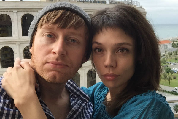Илья Сафронов со своей девушкой