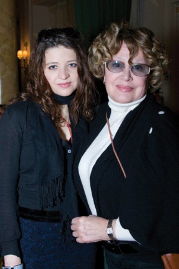 Марина Неелова со своей дочерью Никой