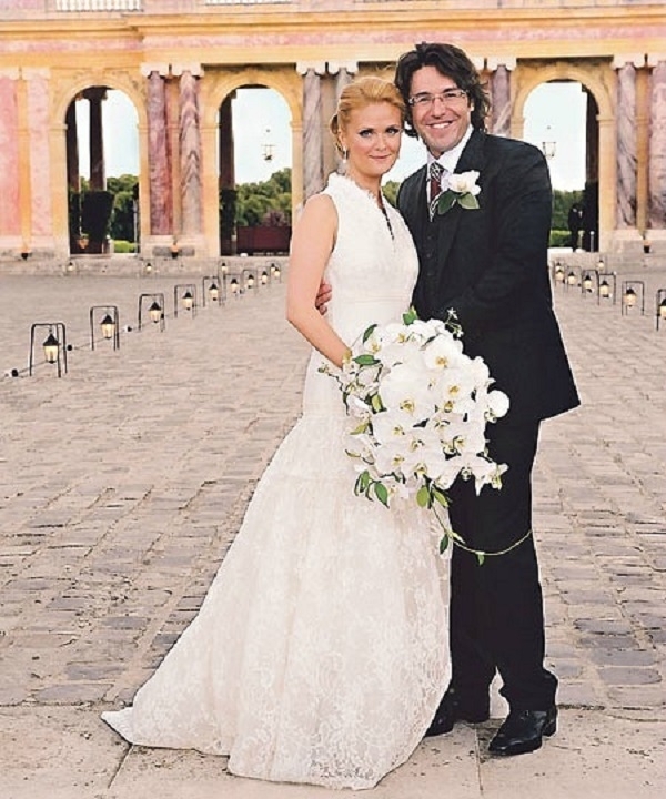 Наталья и Андрей во время свадебной церемонии