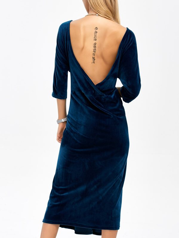 Бархатное платье с открытой спиной от Saloni