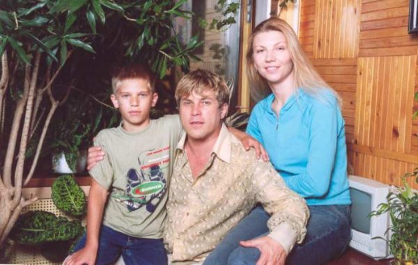 Алексей Глызин с женой и сыном
