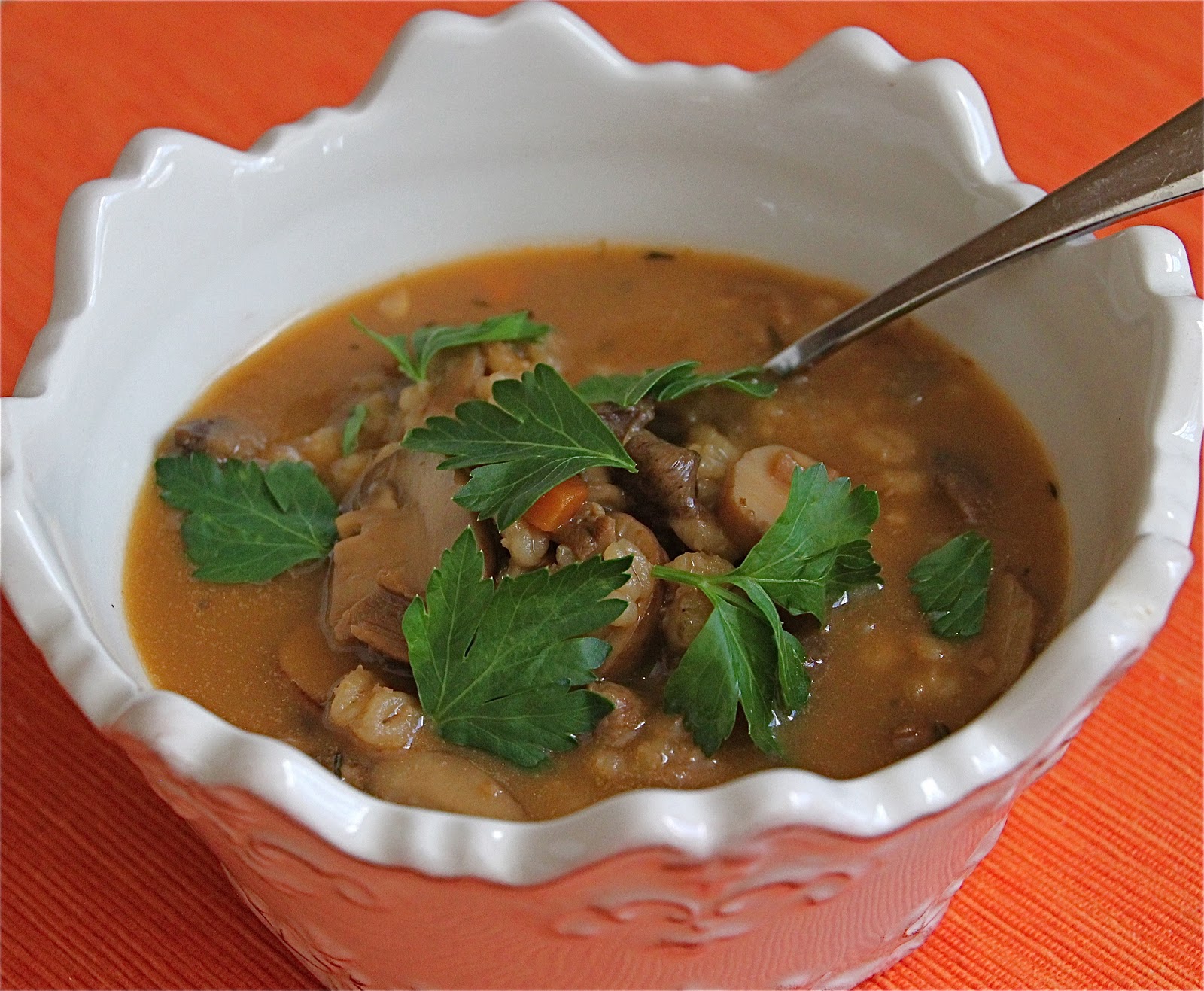 Чечевичный суп с грибами
