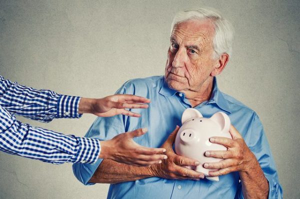 Пенсия работающим пенсионерам в 2018 году: последние новости об индексации
