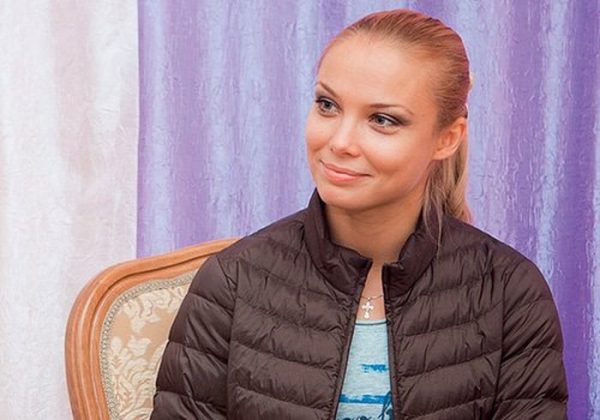 Актриса Татьяна Арнтгольц