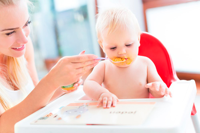 рацион питания ребенка должен включать в себя кучу полезных веществ