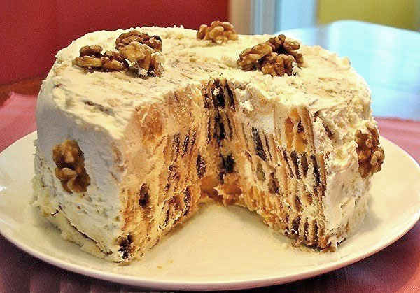 Оригинальный торт "Трухлявый пень"