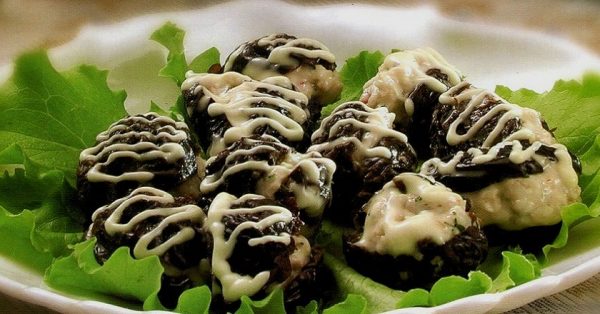 Чернослив фаршированный мидиями