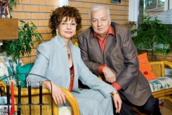 Со своим вторым мужем Михаилом Державиным
