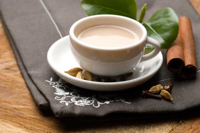 Чай с молоком полезен для организма