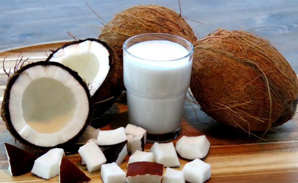 Кокосовое молоко избавит от усталости и наладит работу щитовидной железы
