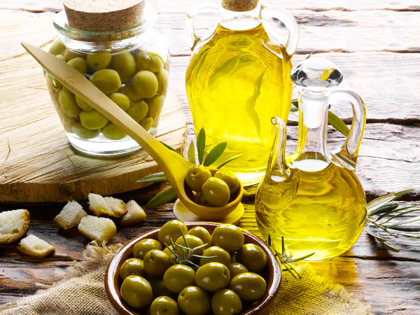 Оливковое масло нужно очень осторожно давать маленьким детям