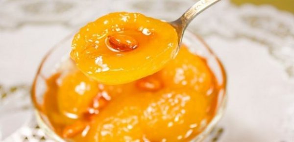 Варенье из абрикосов с орехами