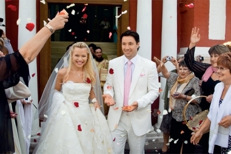 С женой Николь во время свадебного торжества