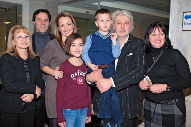 Вячеслав Добрынин со своей большой семьей