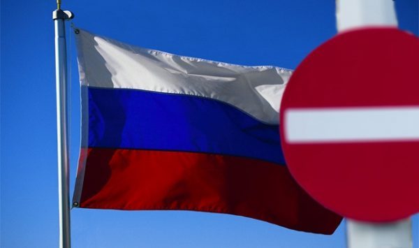 После введения санкций произошло падение курса рубля в РФ