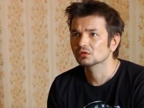 Актер Денис Сердюков