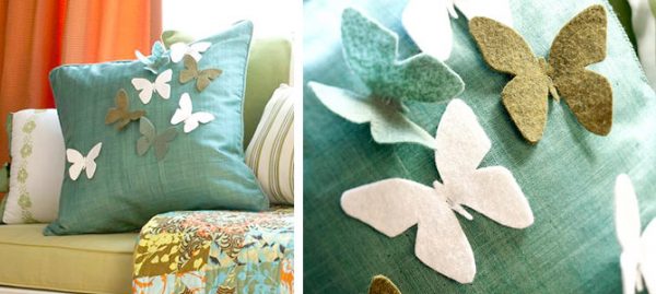 Декоративная подушка с бабочками 