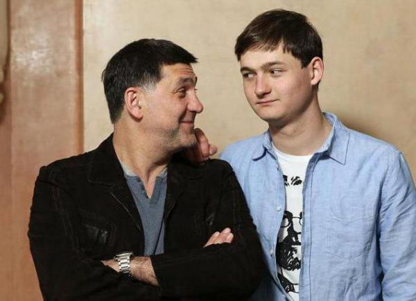 Актер со своим сыном