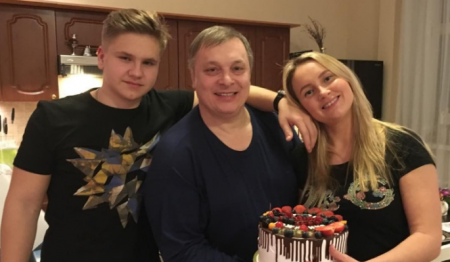 Сын Андрея Разина умер на улице