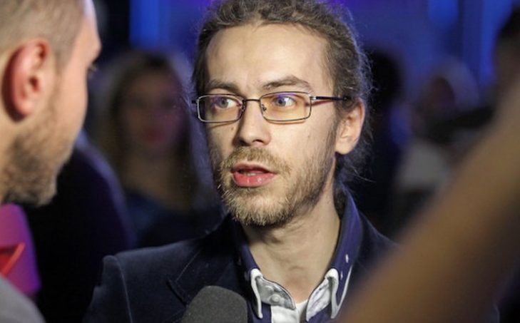 Децл публично оскорбил Басту