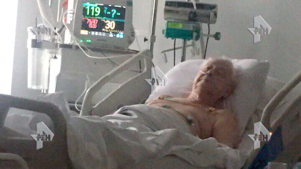 Фото с реанимационного отделения где лежит Олег Табаков