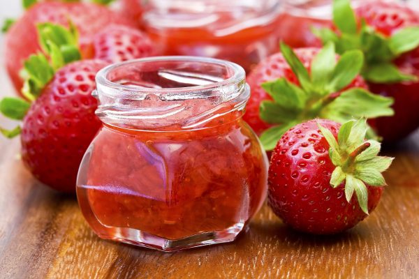 Варенье из клубники с добавлением мяты