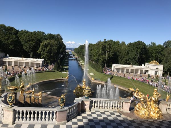 Когда открытие фонтанов в Петергофе в 2018 году?