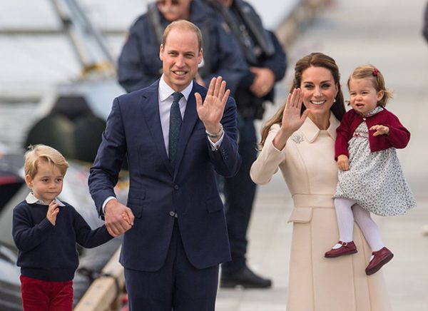 Принц Уильям с женой детьми