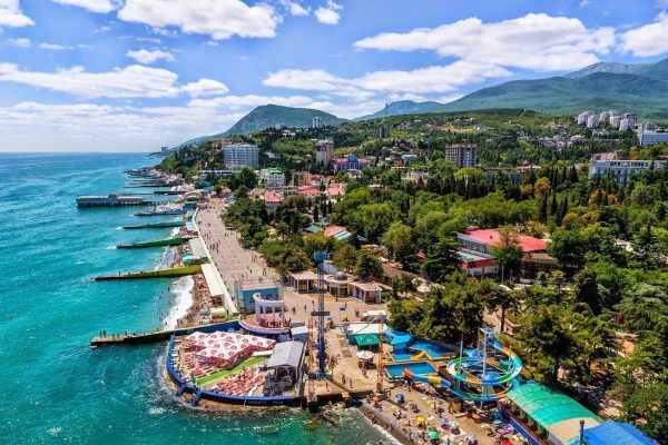 Частный сектор Крыма, набережная Алушты