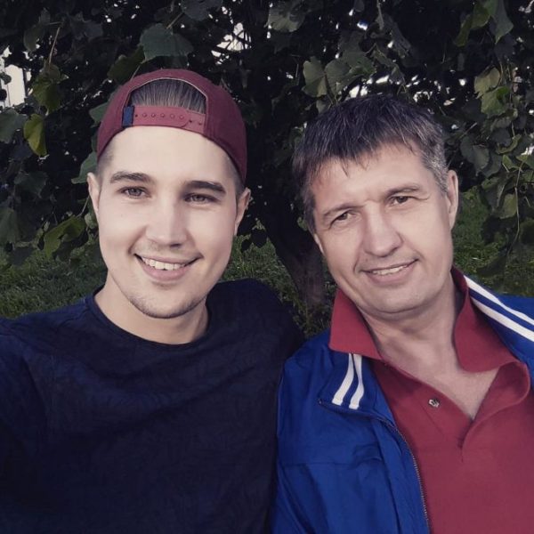 Роман Гриценко с отцом