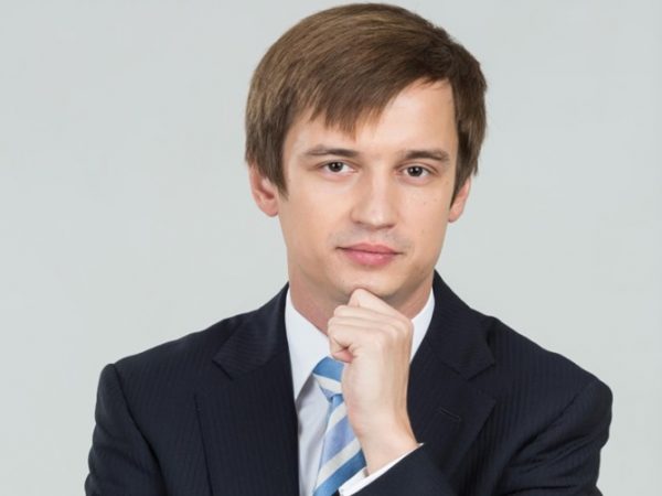 Сейчас Роман возглавляет Холдинг КиПиАй