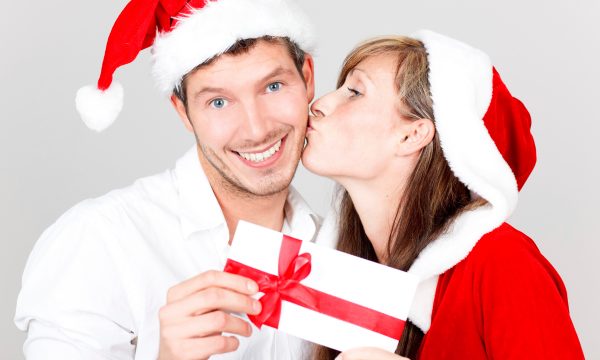 Что подарить мужу на Новый год 2019: выбираем лучший подарок