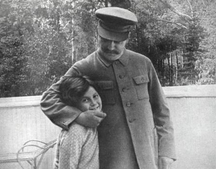 Дочь Сталина - Светлана Аллилуева: маневры судьбы