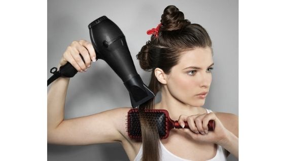 Как высушить волосы без фена быстро, эффективные советы