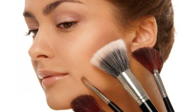 Порядок нанесения макияжа на лицо пошагово инструкция и советы